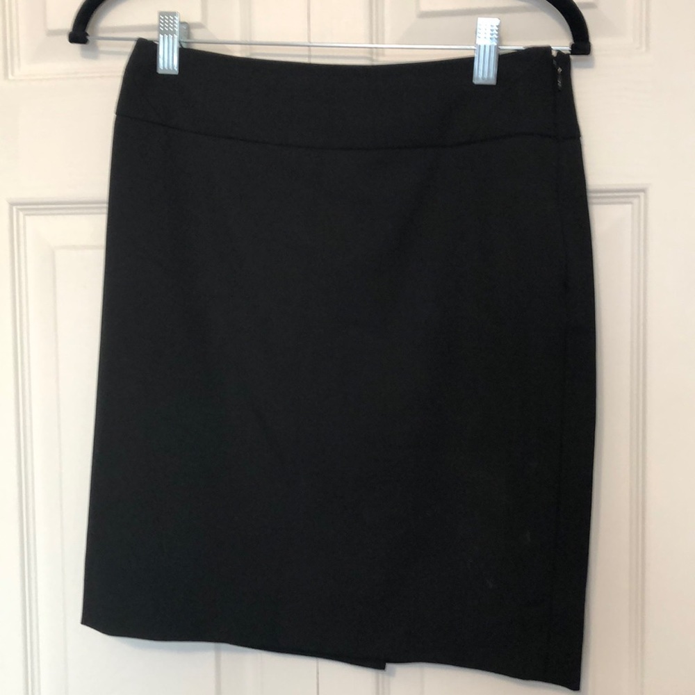 Black pencil skirt
